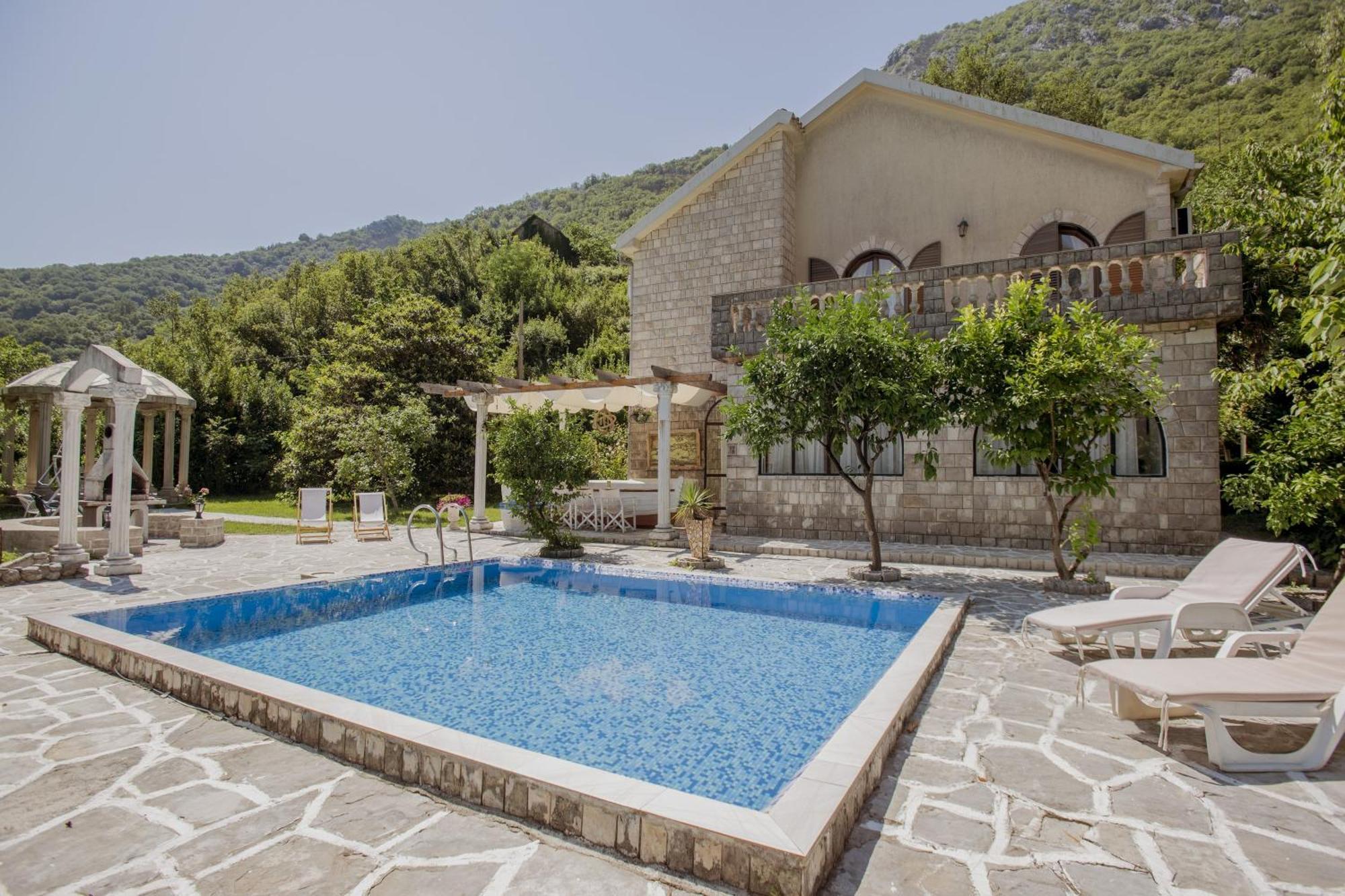 Villa D'Amore Montenegro Donji Morinj Ngoại thất bức ảnh